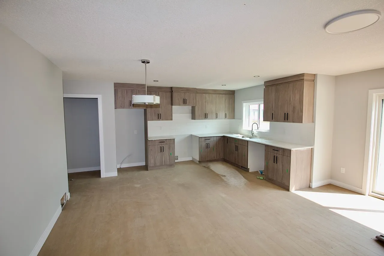121-3 Bed 2.5 Bath Townhouse Dbl Garage For Rent Leduc — Photo 3