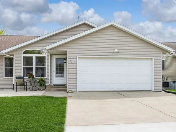 1117 E Adams St, Washington, IA 52353