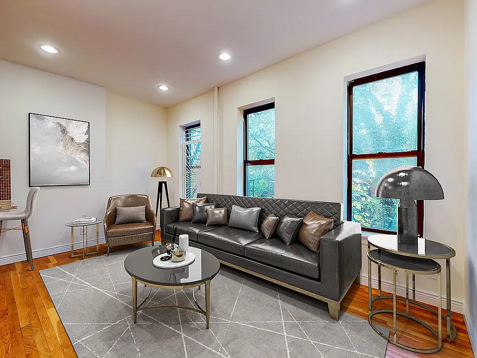 545 E 12th St #4D