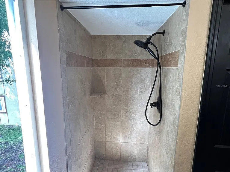 22481 Westchester Blvd #B27 — Photo 24