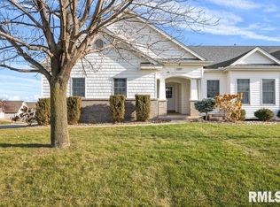 5397 Kilt Ct, Bettendorf, IA 52722