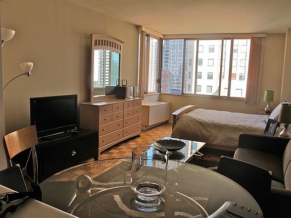 2nd image of 350 W 50th St APT 28A