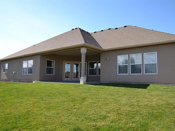 5th image of 157 Bear Dr