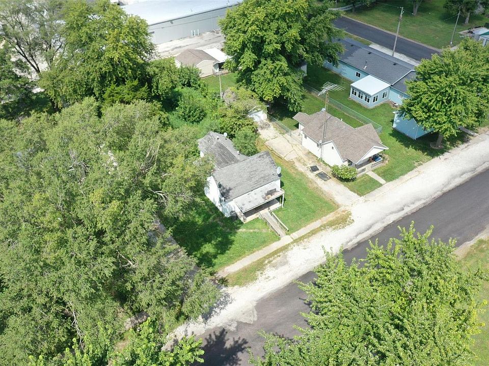 313 S Dye St, Virden, IL 62690 MLS 23017506 Zillow