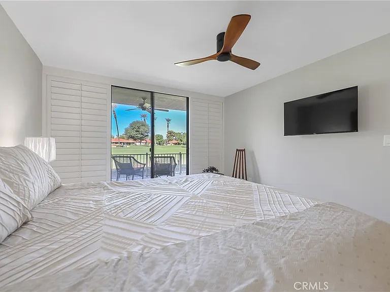 48 Palma Dr — Photo 13