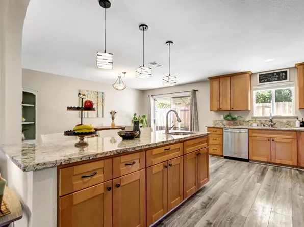 3736 Blackfoot Way, Antelope, CA 95843