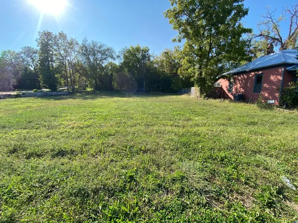 312 S Pine St, Harrison, AR 72601