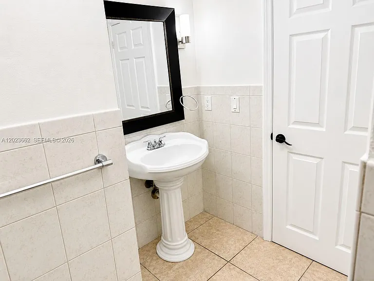 7668 SW 152nd Ave #216 — Photo 10