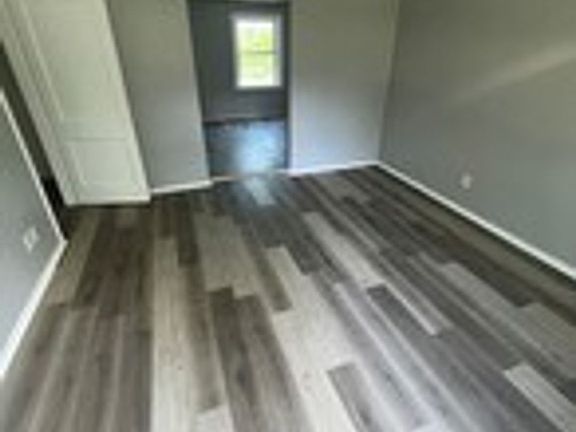 2nd image of 912 N Central Dr