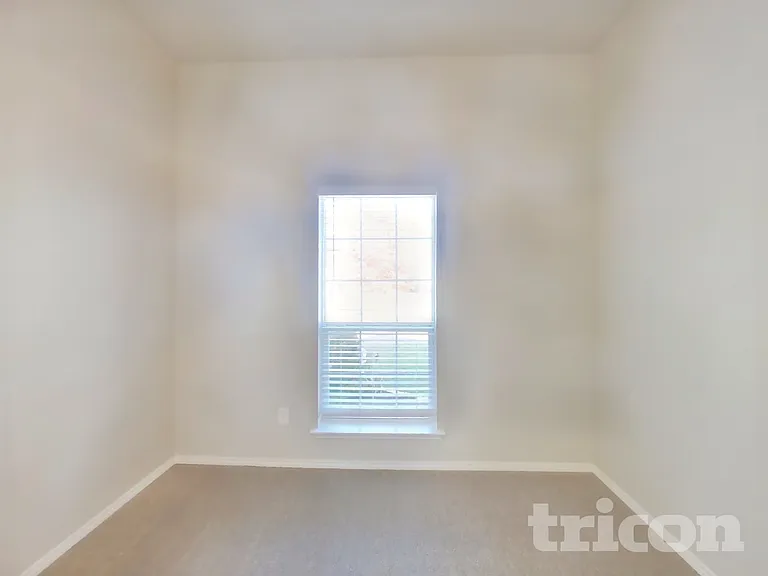 1713 Meadowlark Ln — Photo 9