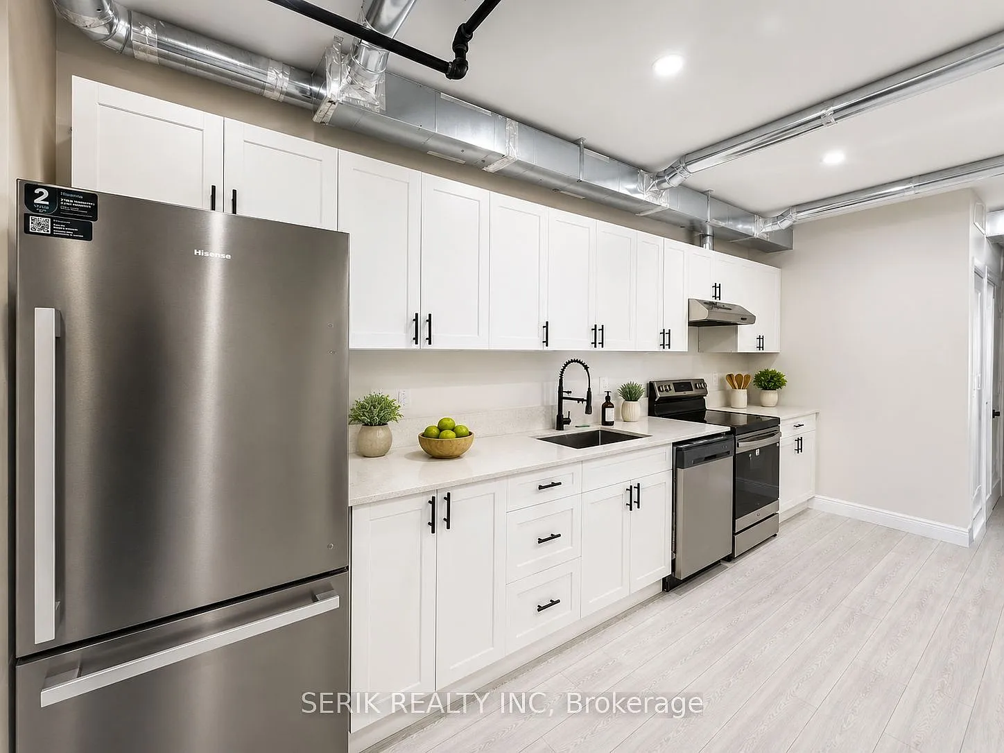 4 bed, $2,750 — Photo 2