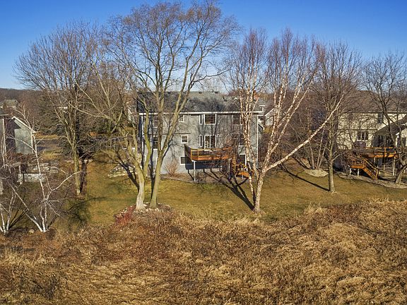 4th image of 3210 Xanthus Ln N