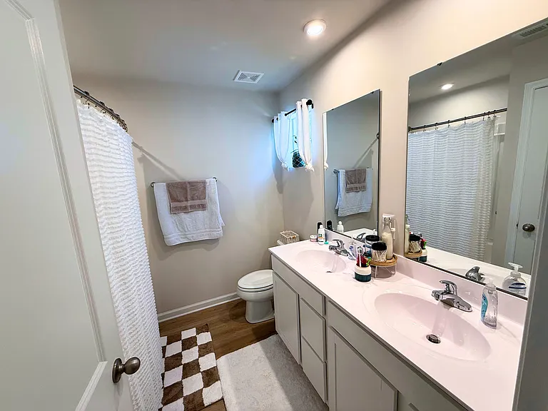 168 Sarnesfield Way — Photo 14