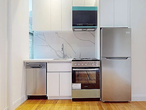 5th image of 335 E 9th St #3A