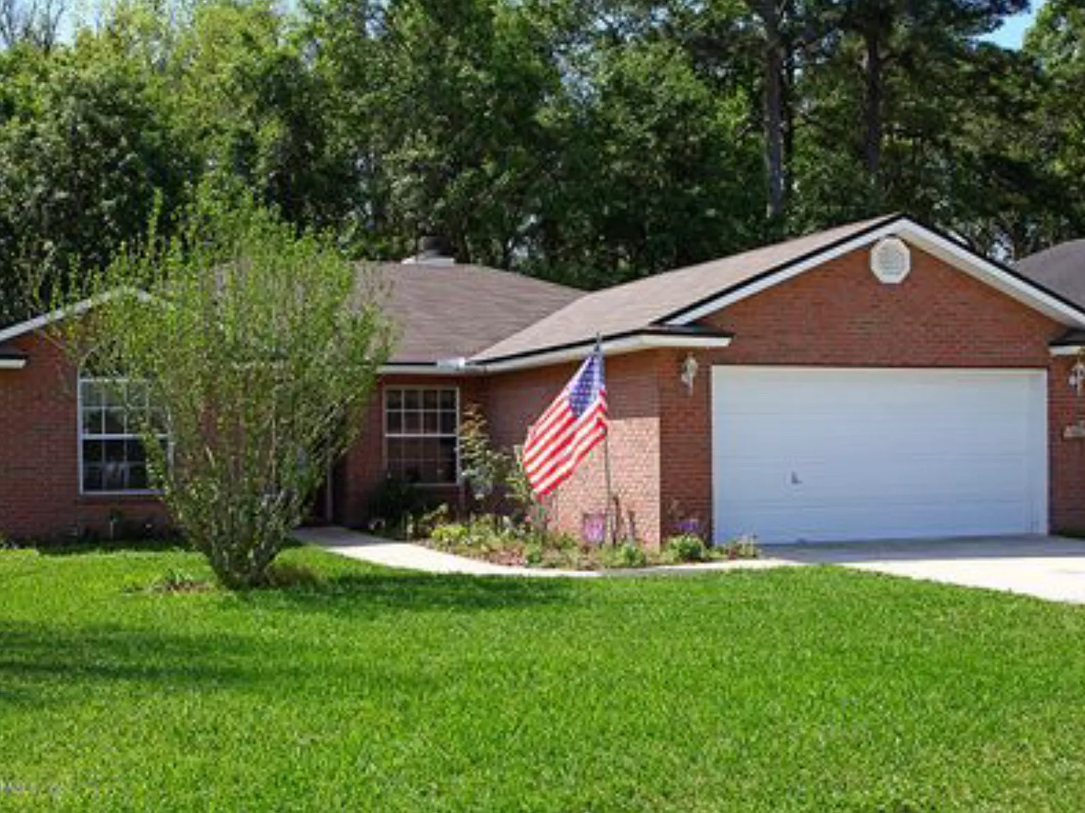 3 bed, 1500 sqft, $1,850 — Photo 1