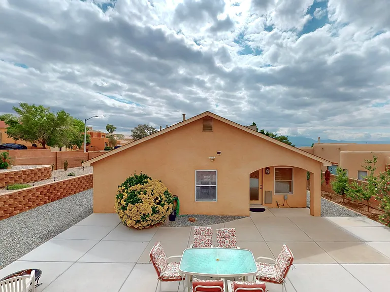 10543 Portofino Dr NW — Photo 32