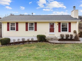 5632 Green Meadow Rd, Roanoke, VA 24018