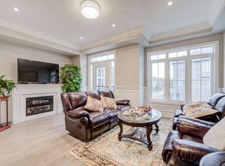 35 Thomas Foster St, Markham, ON L6C2N6