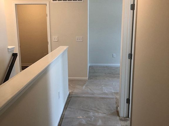 3rd image of 1198 Cicada St