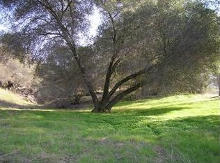 30695 Pennyroyal Ln, Prather, CA