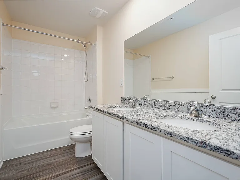2085 Pomona Way — Photo 37