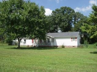 5680 Peach Tree Rd, Wedgefield, SC 29168