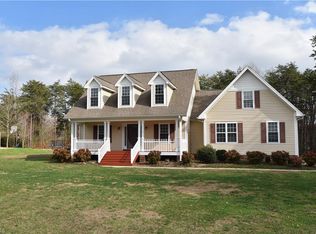 1210 Foxhaven Dr, Greensboro, NC 27455