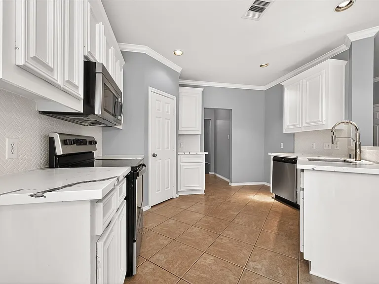 26806 Shoal Hollow Ct — Photo 12