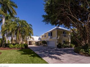 1299 Galleon Dr, Naples, FL 34102