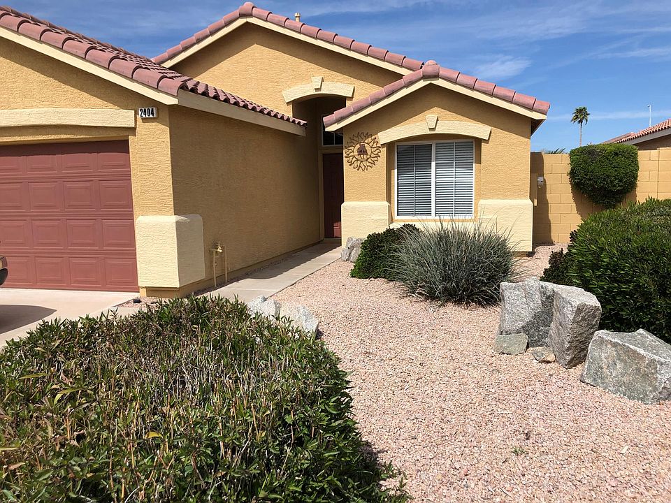 1st image of 2404 E Browning Pl