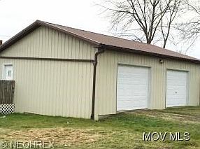 2nd image of 602 Broadway Ave