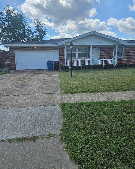 1st image of 4618 Weber Rd