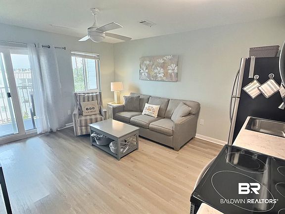 5th image of 400 Plantation Rd #4414