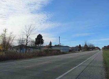 2nd image of 2658 E Beaver Rd