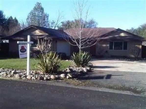 2760 La Crescenta Dr, Cameron Park, CA 95682