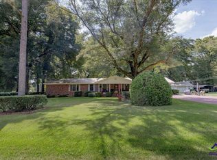 26 Stevens Rd, Hawkinsville, GA 31036