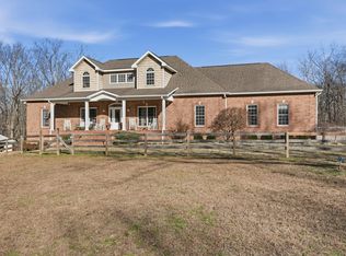 135 Vols Ln, Estill Springs, TN 37330