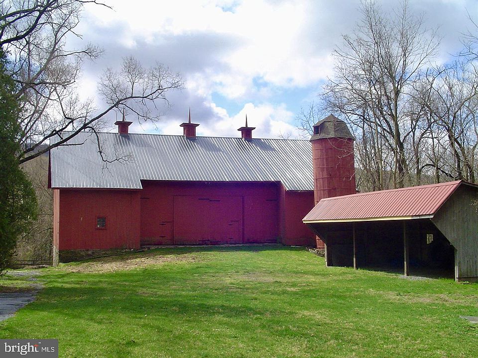 1st image of 1231 Clarks Valley Rd