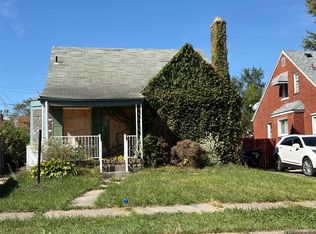 10713 Beaconsfield St, Detroit, MI 48224