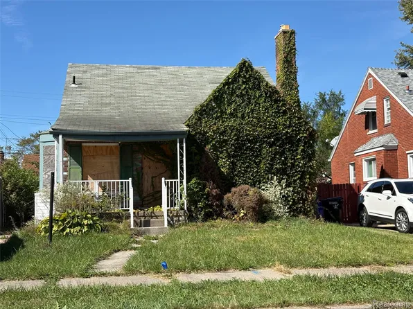 10713 Beaconsfield St, Detroit, MI 48224