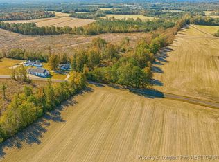 5 Barnesville Church Rd, Orrum, NC 28369