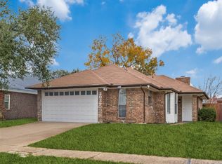 2035 Avignon Dr, Carrollton, TX 75007