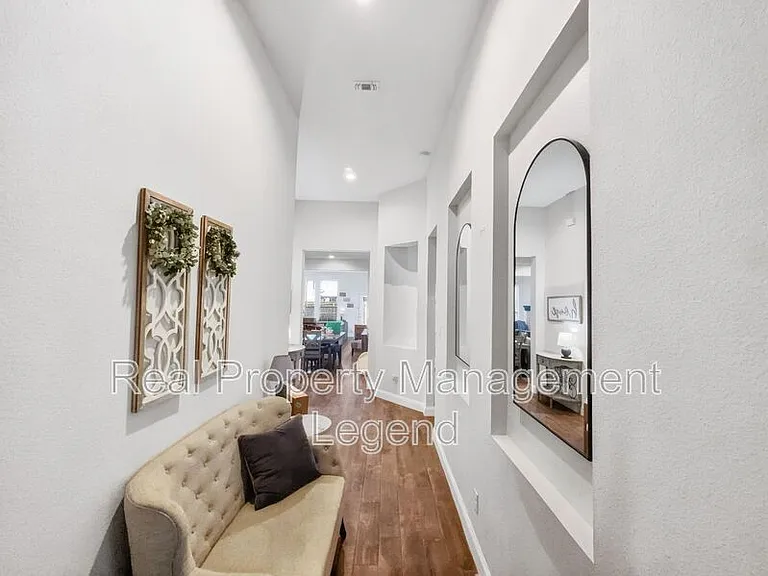 417 Cooper St — Photo 15