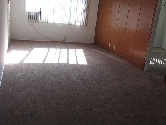 3rd image of 1128 S Sherbourne Dr #4