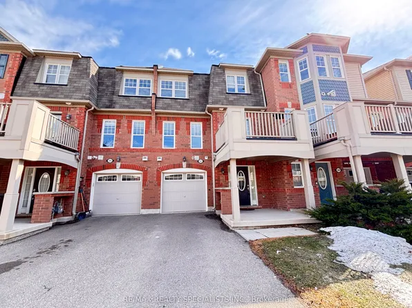 562 Pharo Poin, Milton, ON L9T 8H7