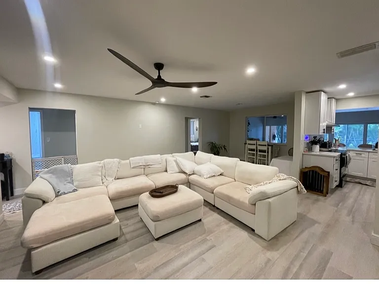 8948 SW 53rd St — Photo 4