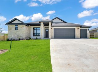 231 Lasso Loop, Lorena, TX 76655