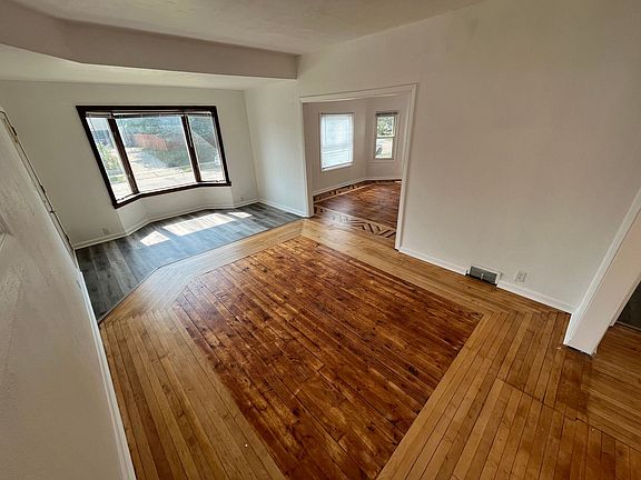 3rd image of 2408 W High St Unit 1