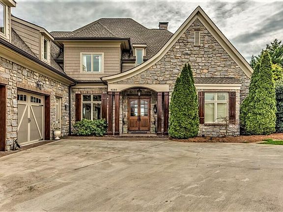 2nd image of 9260 Linksvue Dr