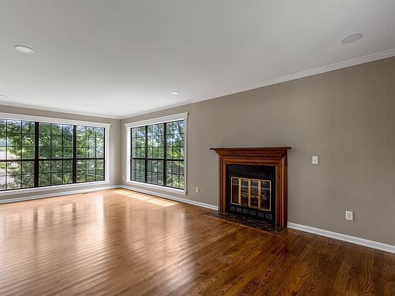5th image of 9124 Quail Run Dr